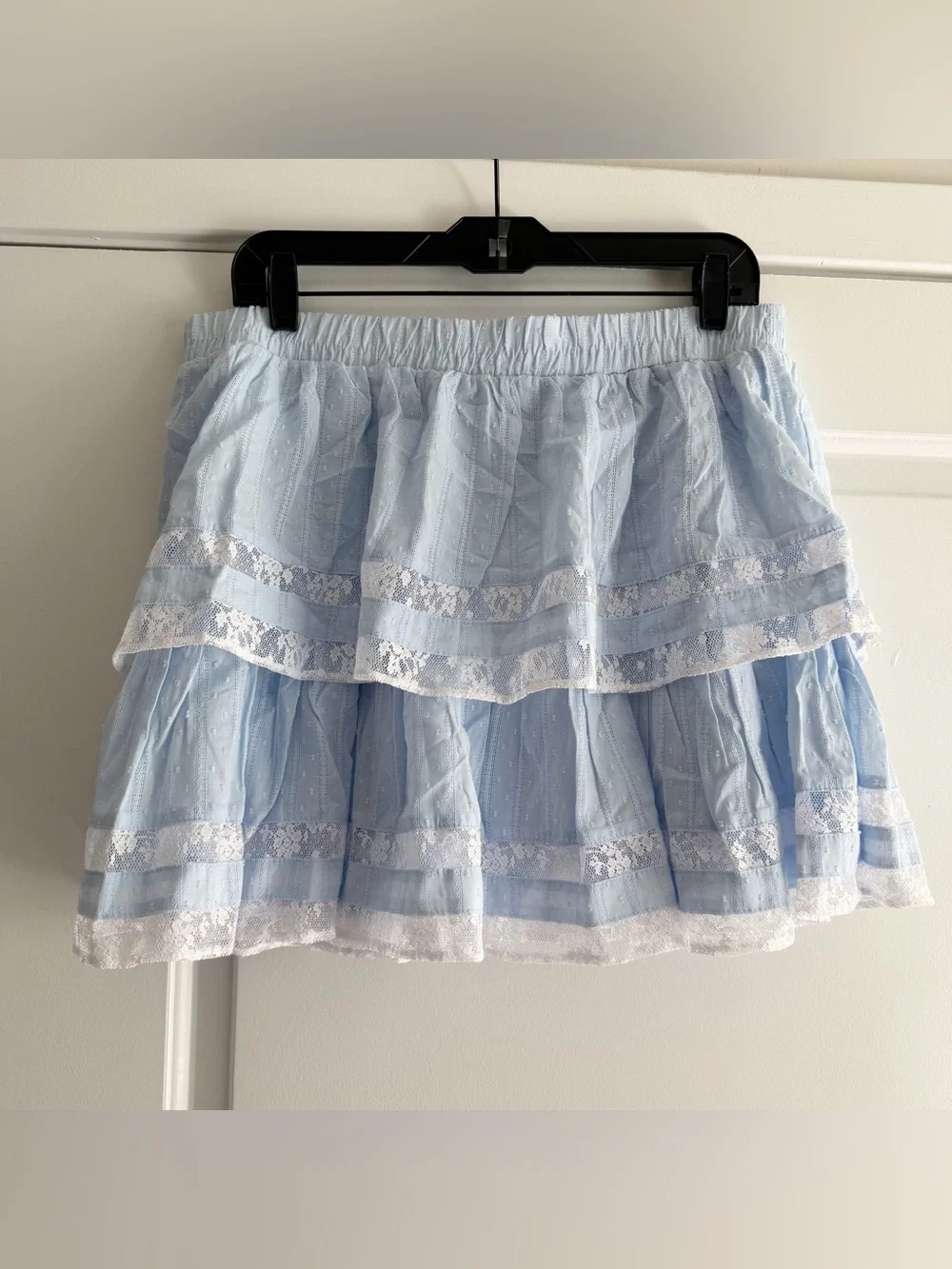 Francesca’s Blue and White Tiered Lace Mini Skirt NWT